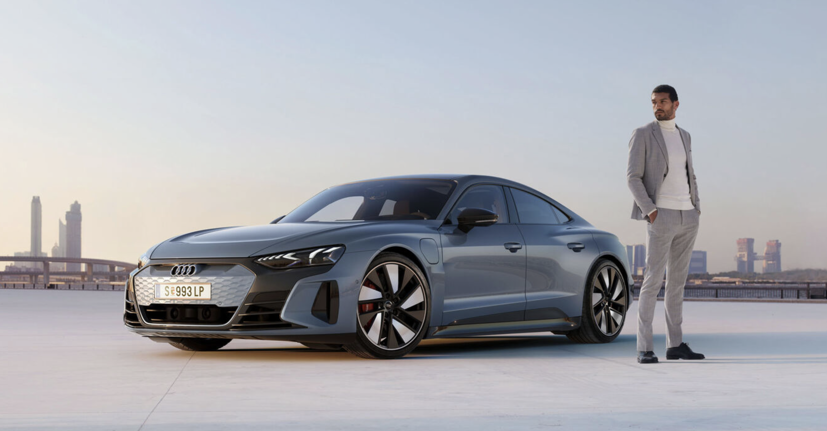 Audi e-tron GT | novinka | sportovní elektrické 4-dveřové coupé | první auta skladem | objednání online | virtuální autosalon | AUTOiBUY.com